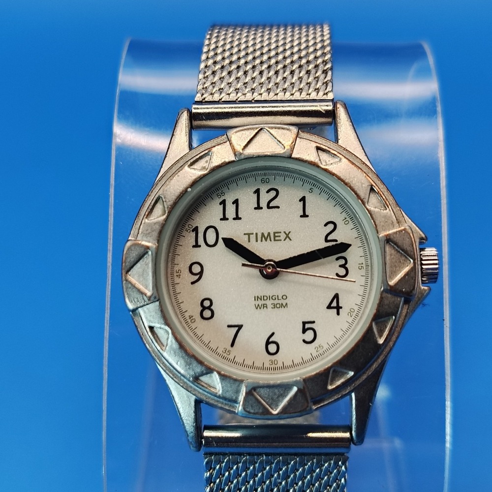 Vintage 1997 Timex‎ Indiglo 27mm Women's Quartz Watch New Mesh Strap Size 4.5-7